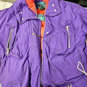 Vintage Black Ice Purple Ski Jacket with Red Lining. Size Large